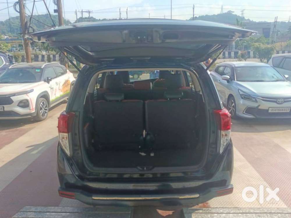 Toyota Innova Crysta 2.4 G Mt, 2021, Diesel