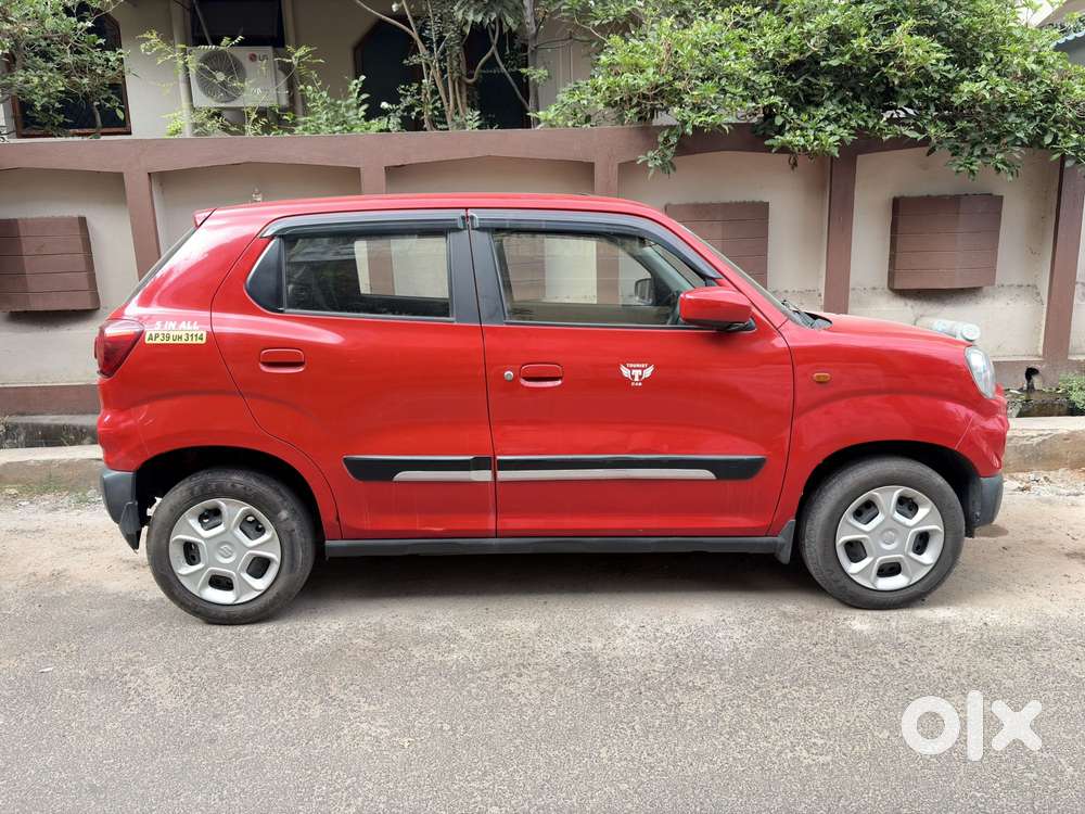 Maruti Suzuki S-presso Vxi Opt, 2022, Petrol