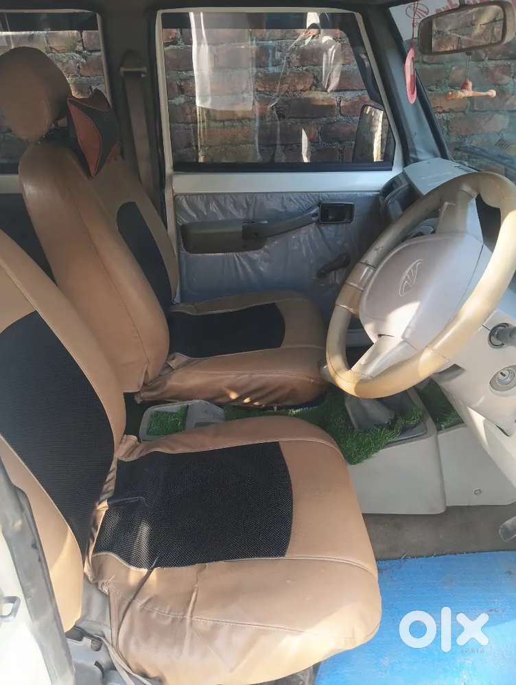 Mahindra Bolero 2012  Manual