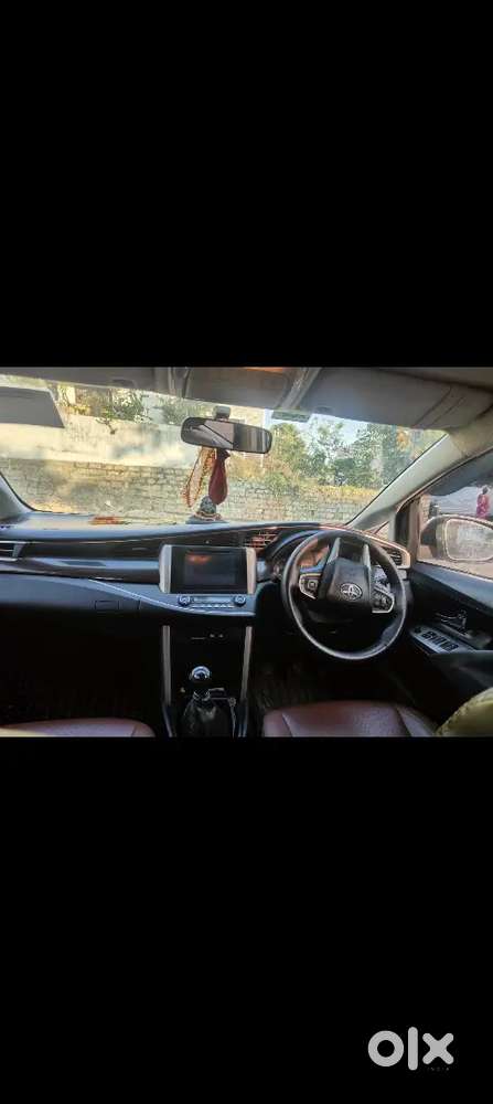 Toyota Innova Crysta 2017