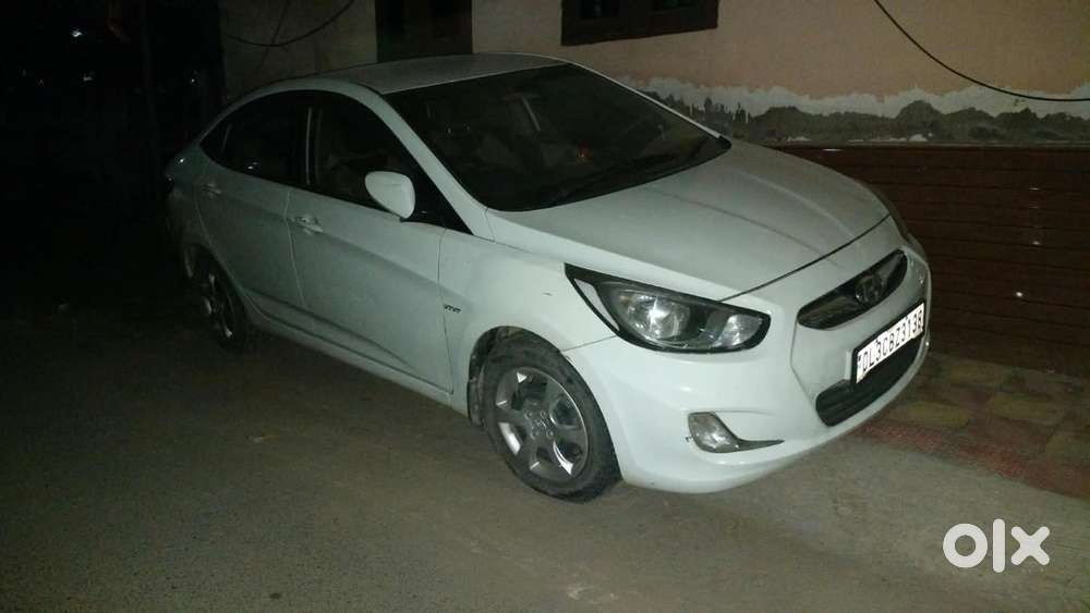 Hyundai Verna Petrol 2012