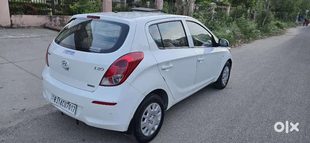 I20 Petrol 53000 Km (hyundai Original Company Record You Can Check)