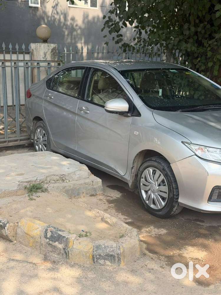 Honda City 1.5 V At Sunroof, 2014, Petrol