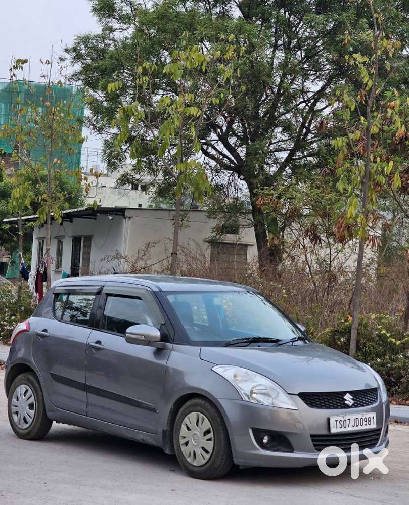 Maruti Suzuki Swift 2011-2014 Vxi, 2013, Petrol