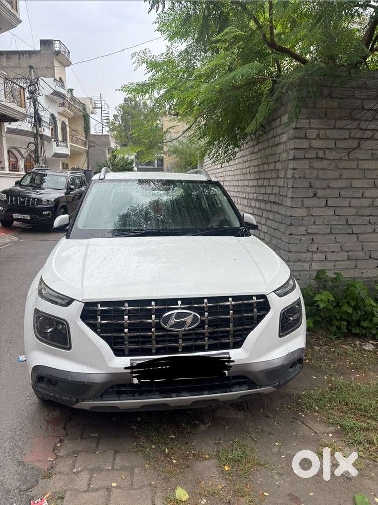 Hyundai Venue 2020 Km Driven