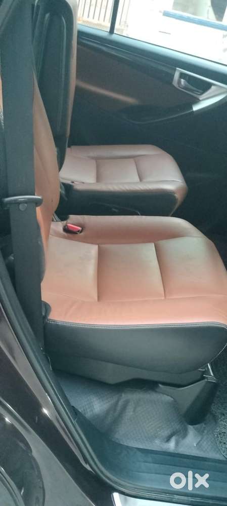 Toyota Innova Crysta 2.8z Automatic, 2016, Diesel