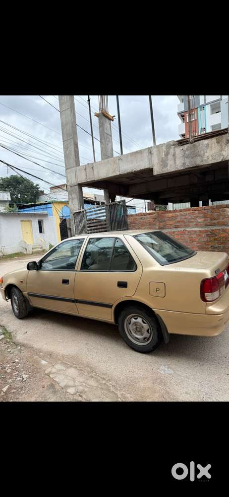Maruti Suzuki Esteem 2001