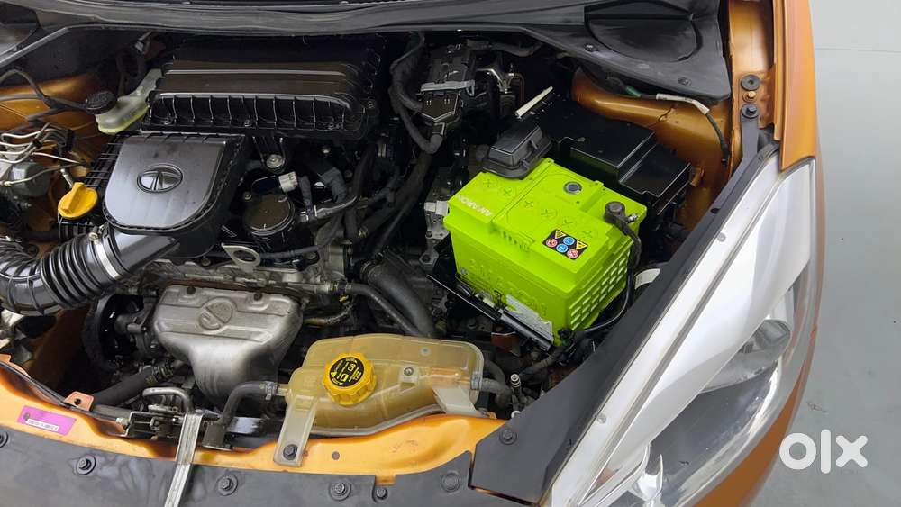 Tata Tiago Xza, 2017, Petrol