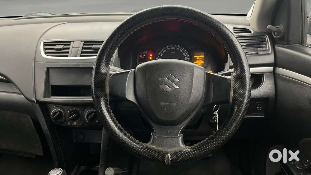Maruti Suzuki Swift 1.2 Lxi (o), 2017, Petrol