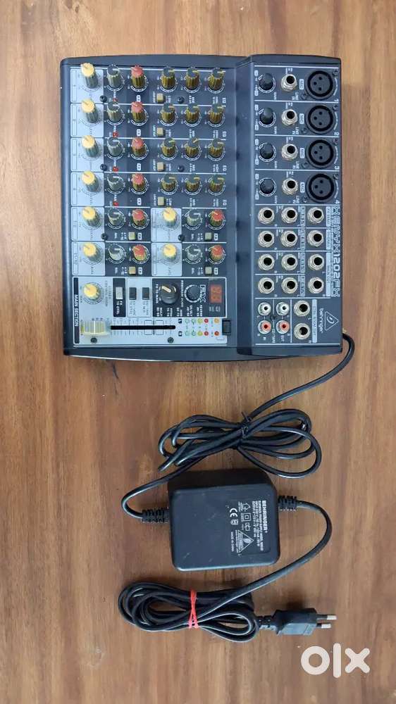 Behringer Xenyx 1202fx - 12 Channel Analog Mixer with Builtin Adaptor