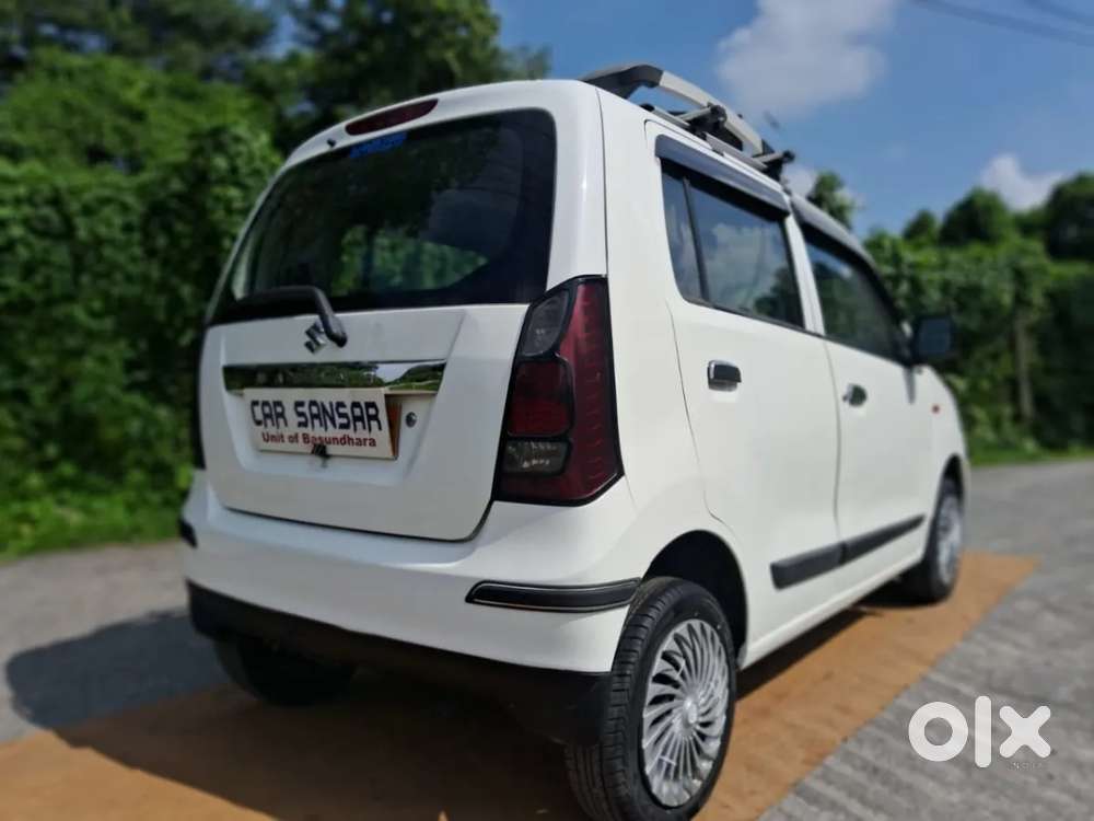 Maruti Suzuki Wagon R Vxi 1.0, 2018, Petrol