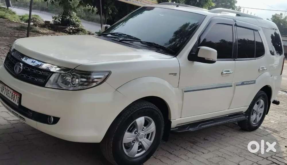 Tata Safari Storme 2017