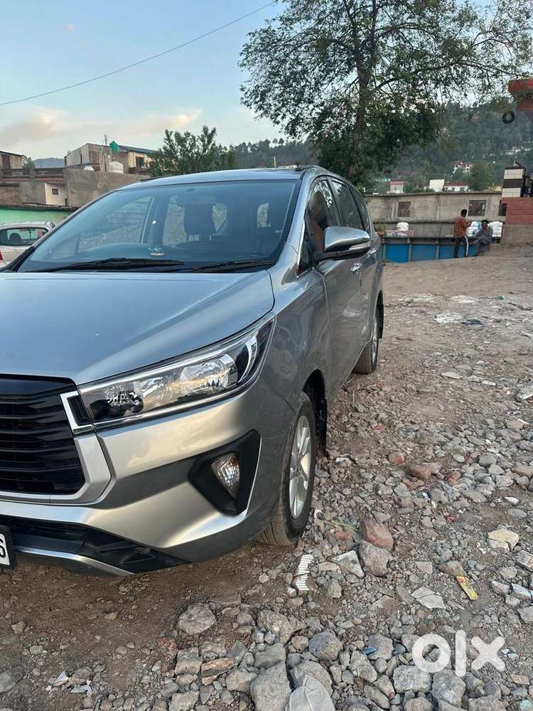 Toyota Innova Crysta 2017 Diesel Well Maintained