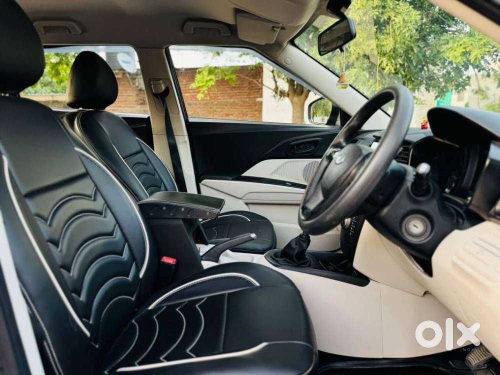 Mahindra Xuv300, 2022