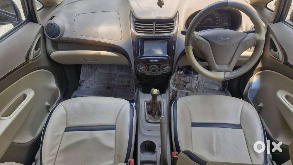Chevrolet Sail, 2013, Petrol