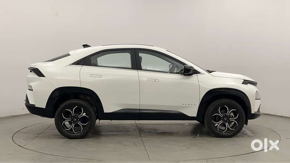Tata Curvv Creative 1.2 Revotron Petrol 6mt, 2025, Petrol