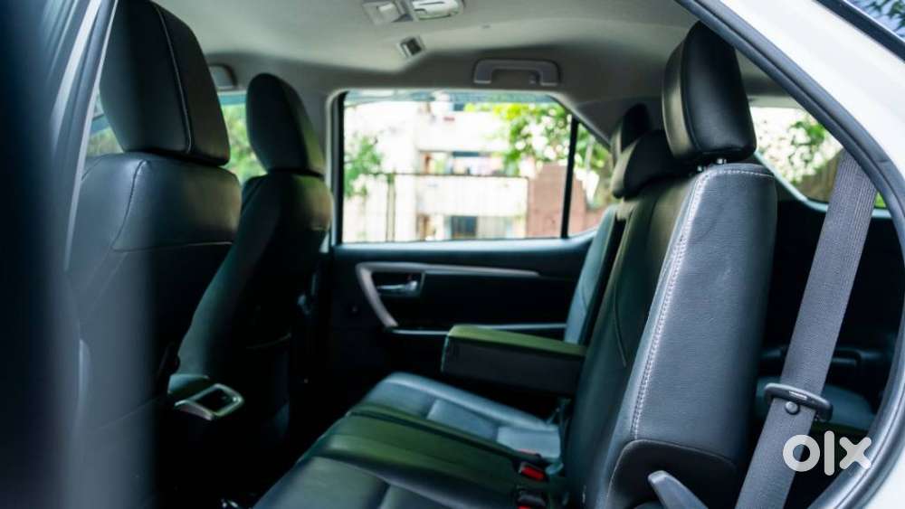 Toyota Fortuner 4x2 At 2.7 Petrol, 2024, Petrol