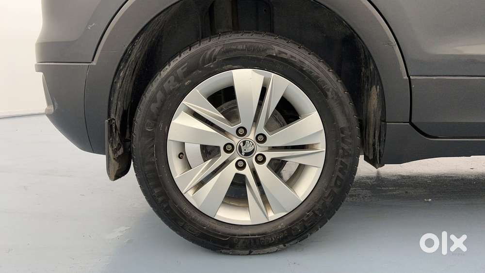Skoda Kushaq Ambition 1.0l Tsi Mt, 2023, Petrol
