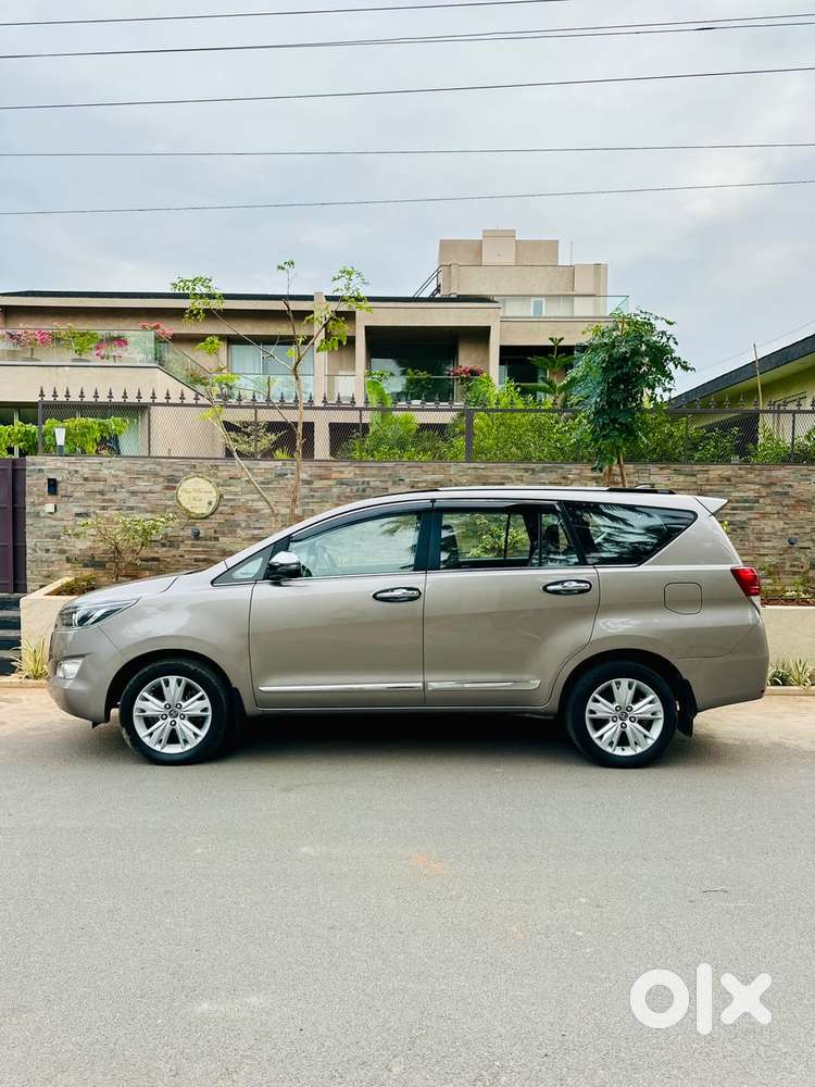 Toyota Innova Crysta 2.8z Automatic, 2018, Diesel
