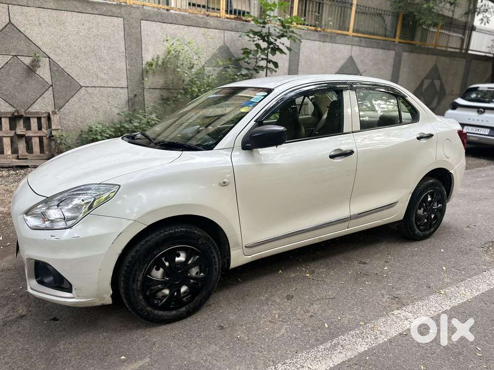 Maruti Suzuki Swift Dzire 1.3 Lxi, 2022, Petrol