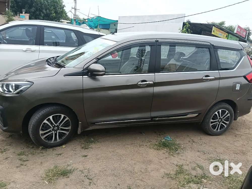 Maruti Suzuki Ertiga Zxi 24 Cng