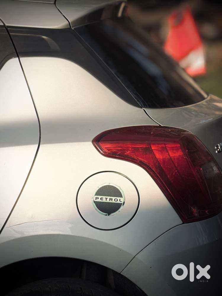 Maruti Suzuki Swift 1.2 Vxi (o), 2025, Petrol