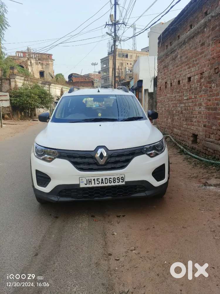 Renault Triber 2022 Petrol Well Maintained