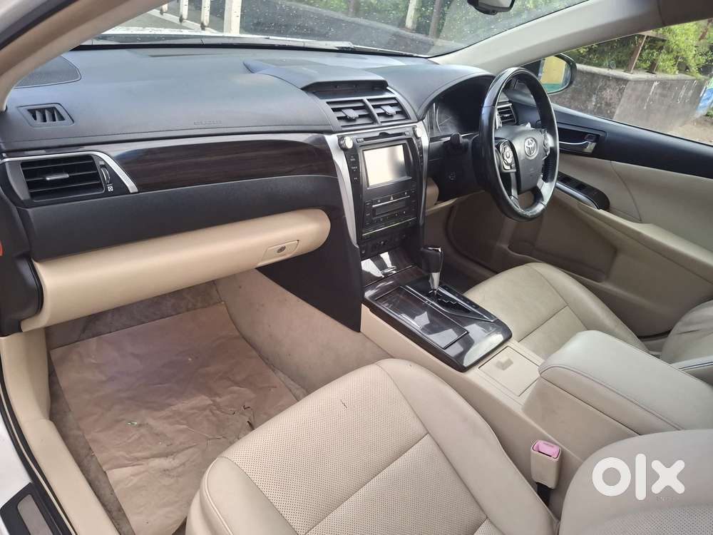 Toyota Camry Hybrid 2.5, 2016, Cng & Hybrids