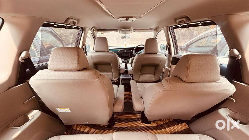 Mahindra Marazzo M8, 2019, Diesel