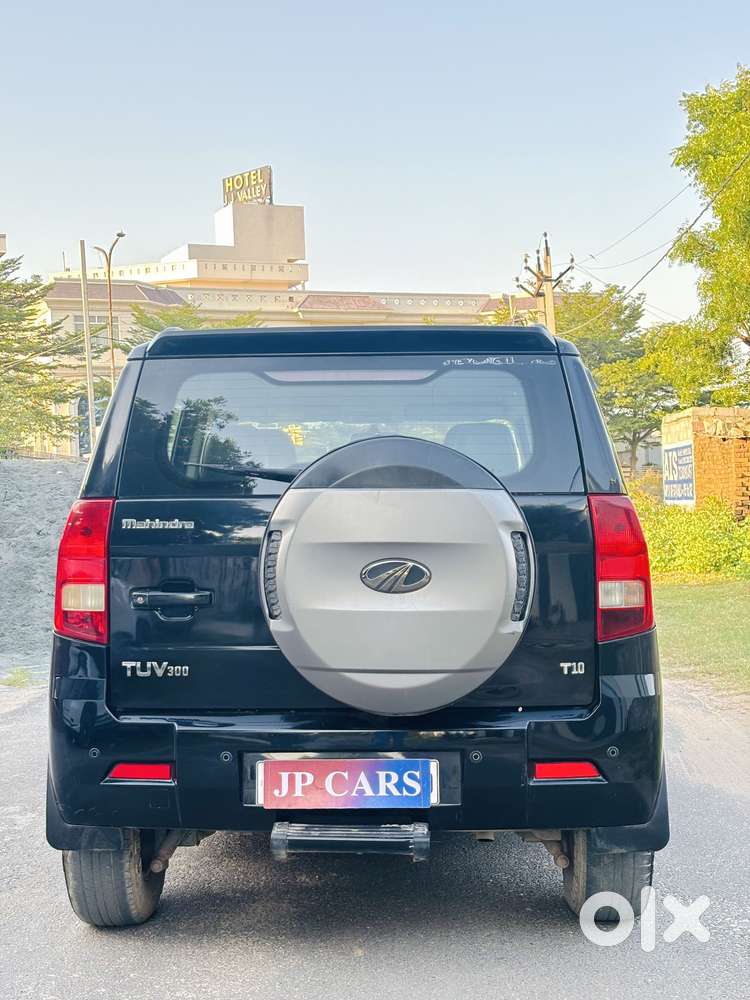 Mahindra Tuv 300 T10 Opt, 2019, Diesel
