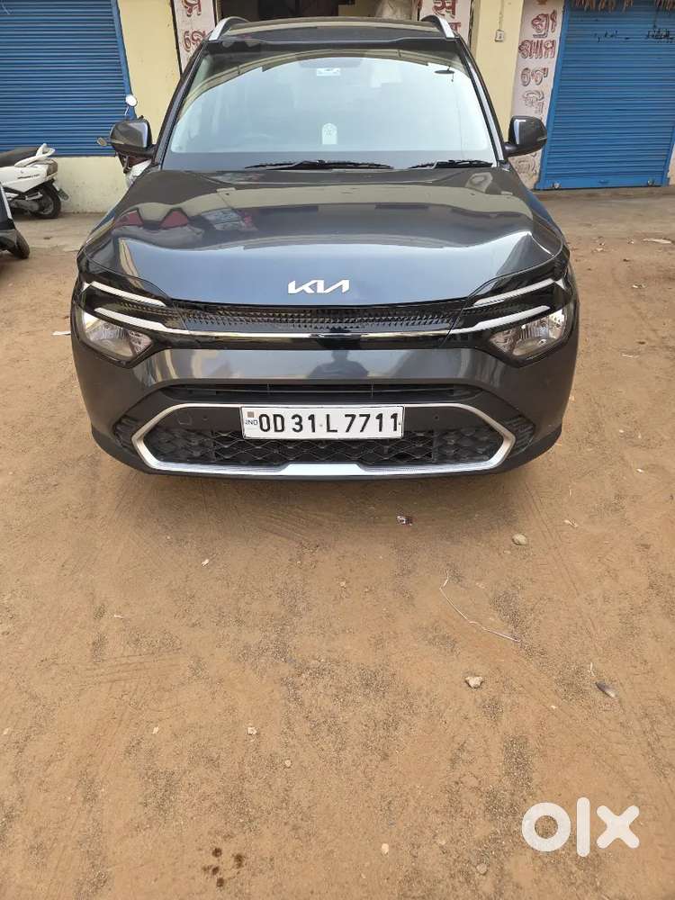 Kia Carens 2023 Diesel Well Maintained