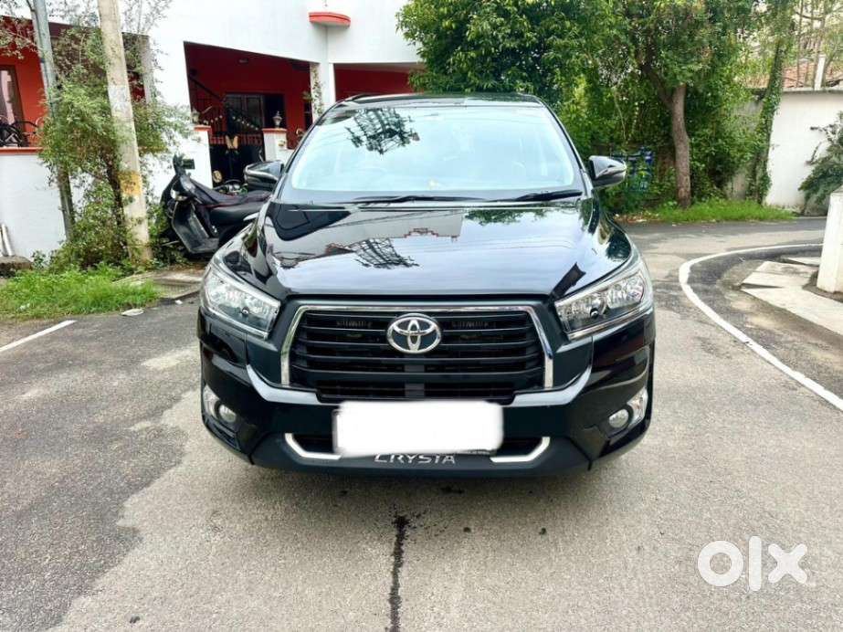 Toyota Innova Crysta 2.4 Gx Mt, 2023, Diesel