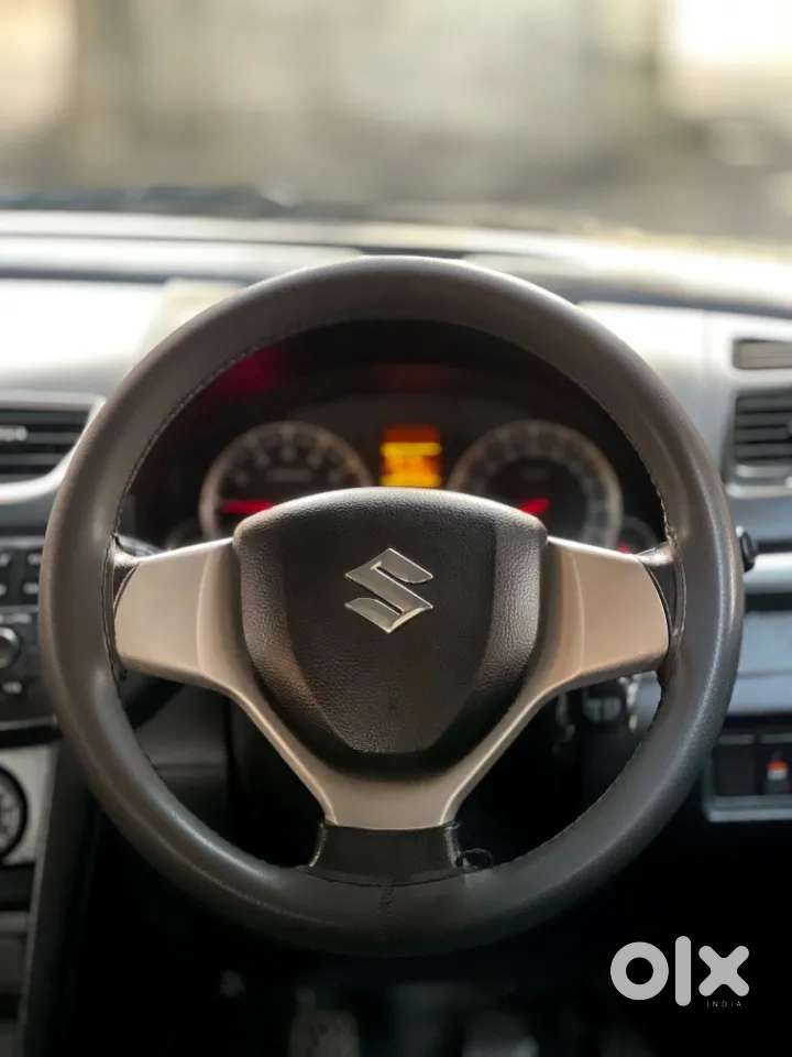 Maruti Suzuki Swift Vxi, 2016, Petrol