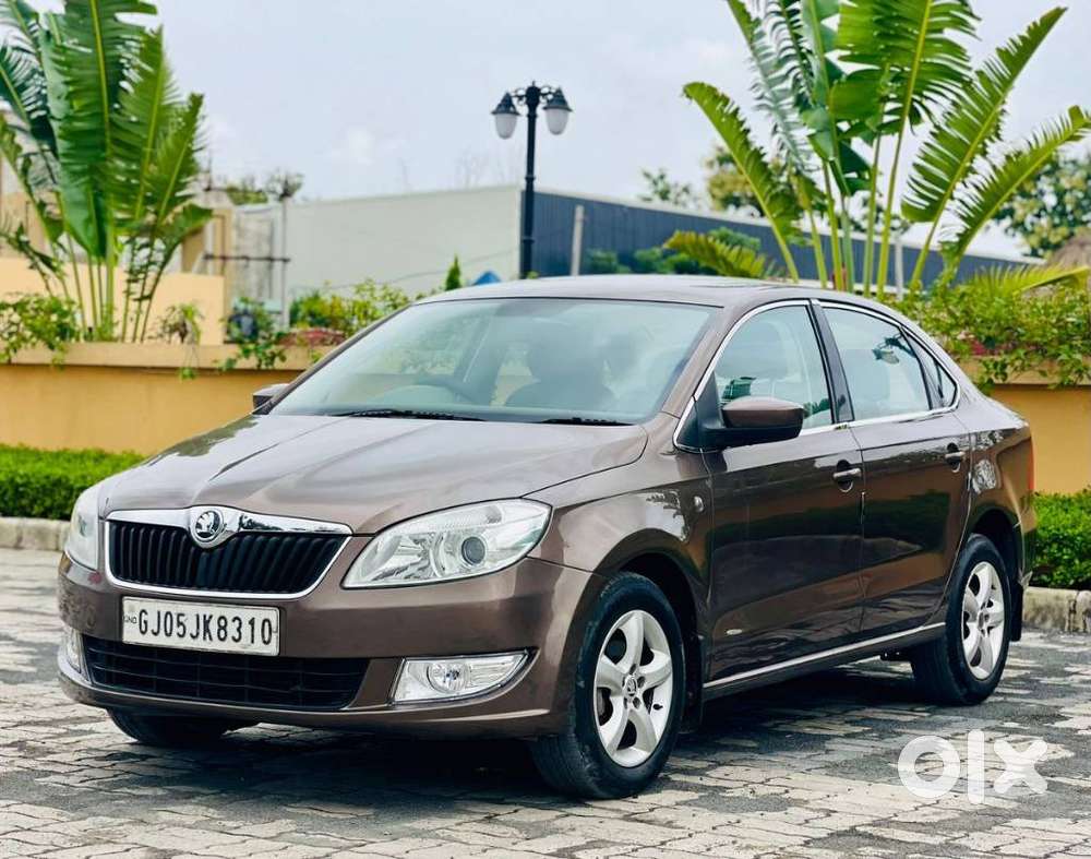 Skoda Rapid 2013-2016 1.5 Tdi At Ambition With Alloy Wheel, 2014, Di..
