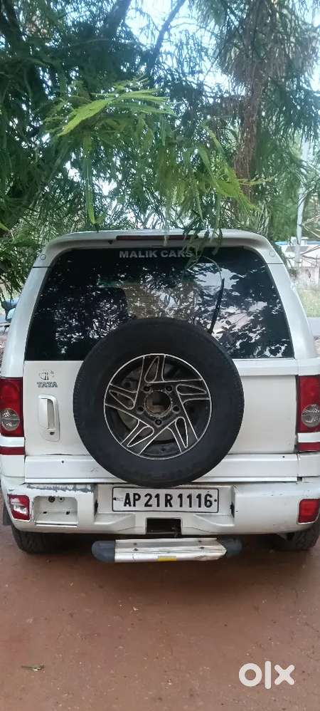 Tata Safari Dicor.