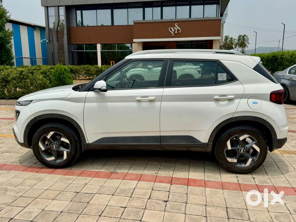 Hyundai Venue Sx Mt, 2021, Petrol