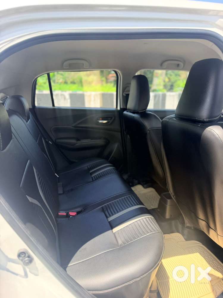 Maruti Suzuki Swift Vxi, 2025, Petrol
