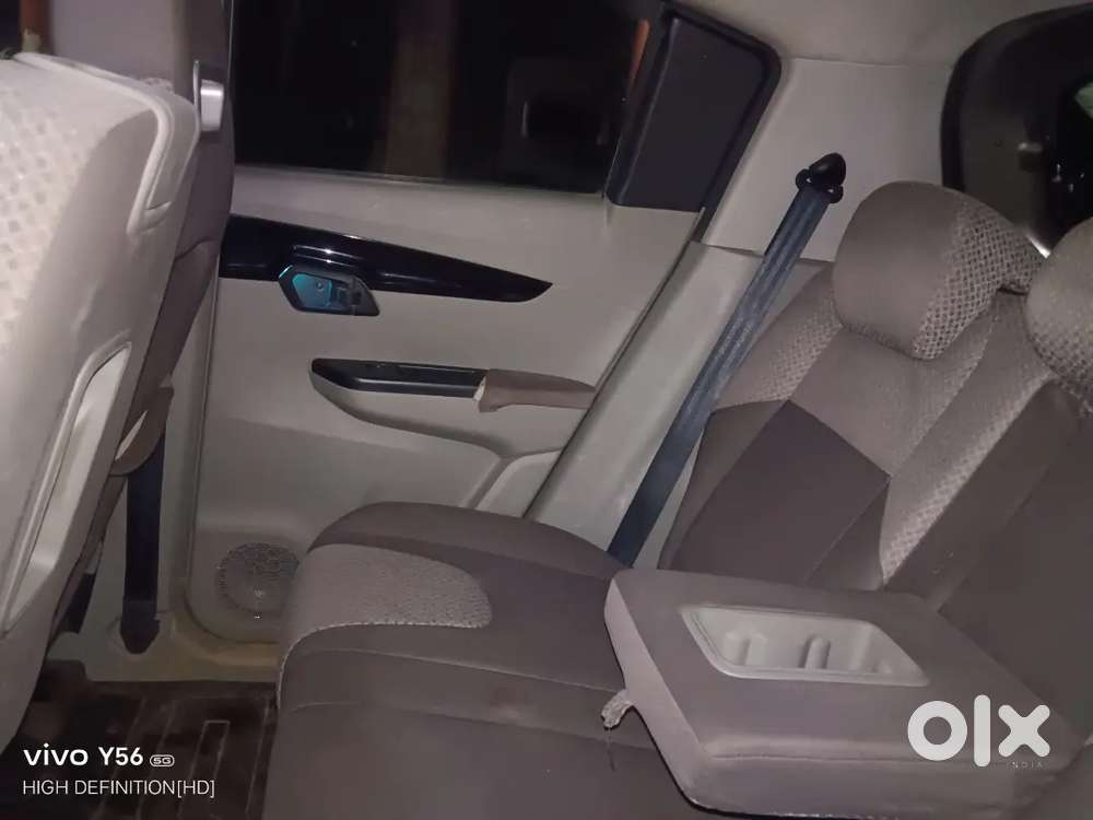 Mahindra Kuv100 Nxt 2016 Petrol Manual Dual