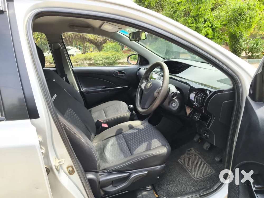 Toyota Etios Cross 1.2l G, 2016, Petrol