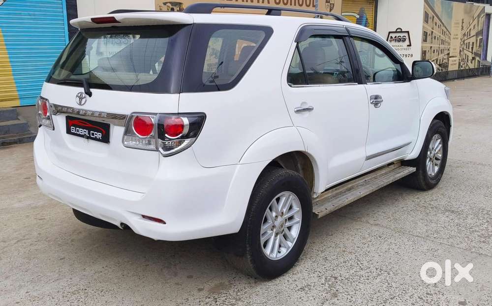 Toyota Fortuner 3.0 4x2 Automatic, 2012, Diesel