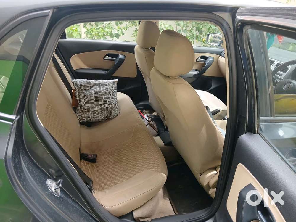 Volkswagen Polo Petrol Manual 2014