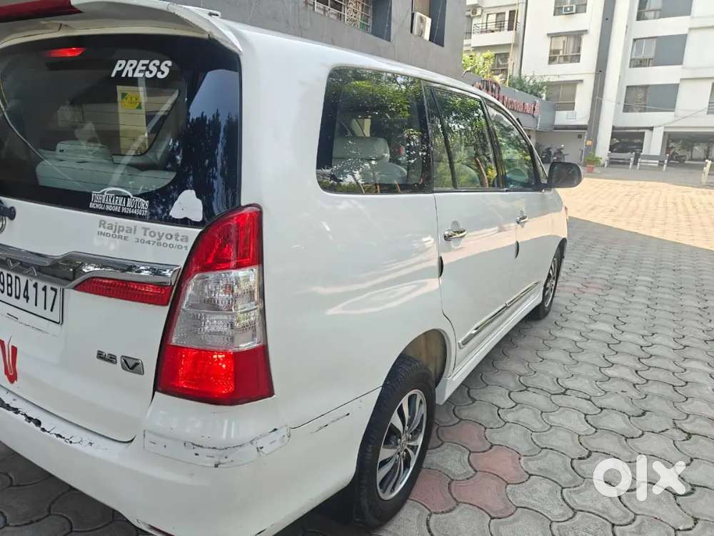 Toyota Innova 2.5 Vx 2015 Top Condition