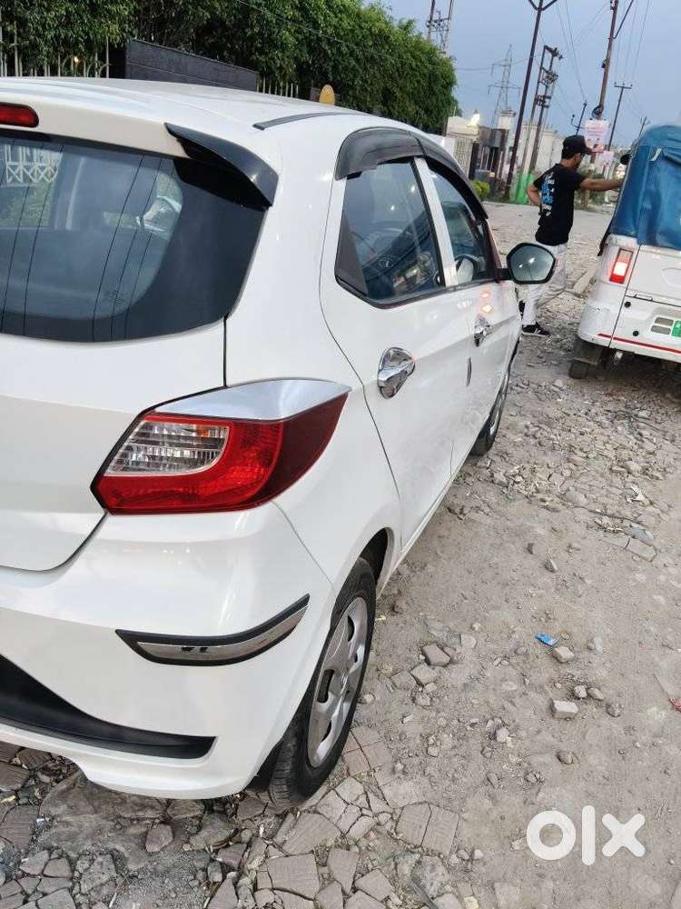 Tata Tiago 1.2 Revotron Xt (o), 2021, Petrol