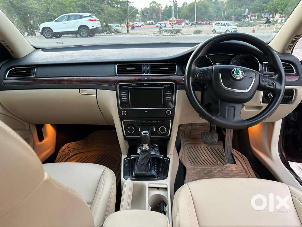 Skoda Superb, 2014, Petrol