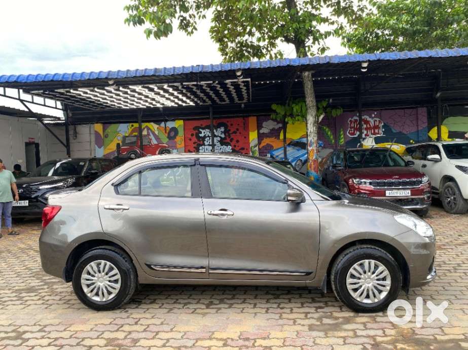 Maruti Suzuki Dzire 1.2 Vxi, 2023, Petrol