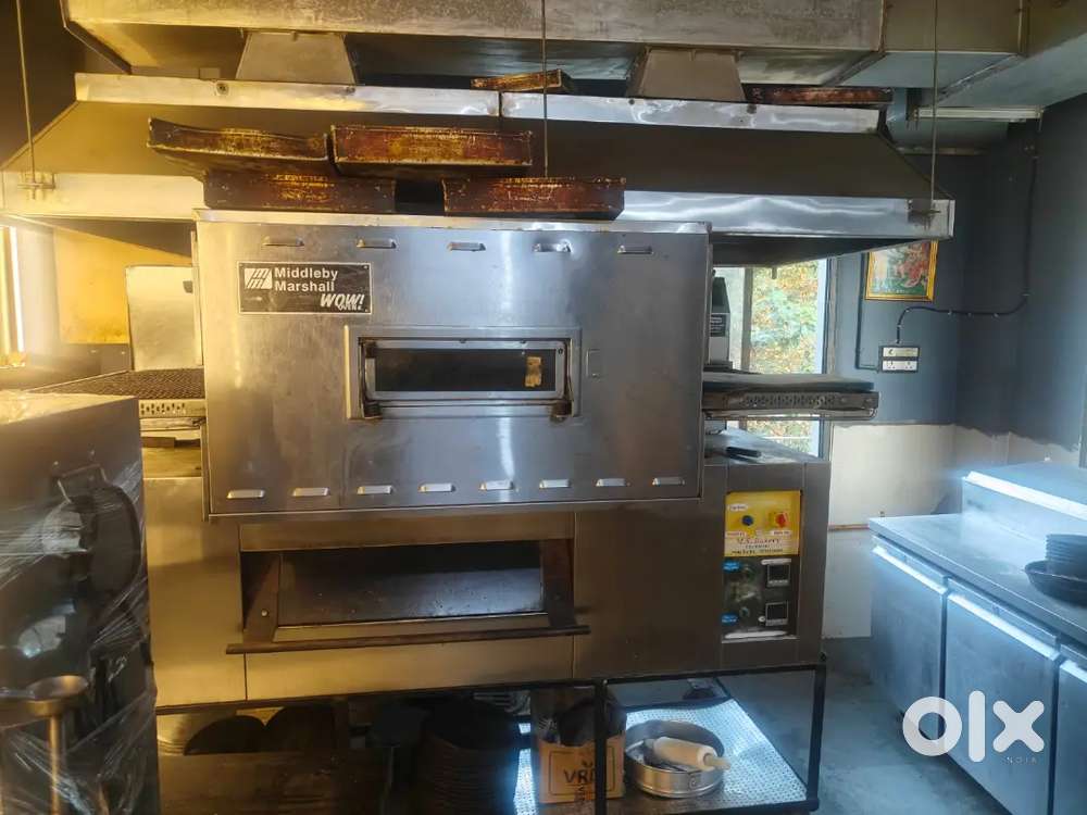Pizza oven