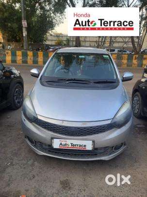 Tata Tigor Xza, 2018, Petrol