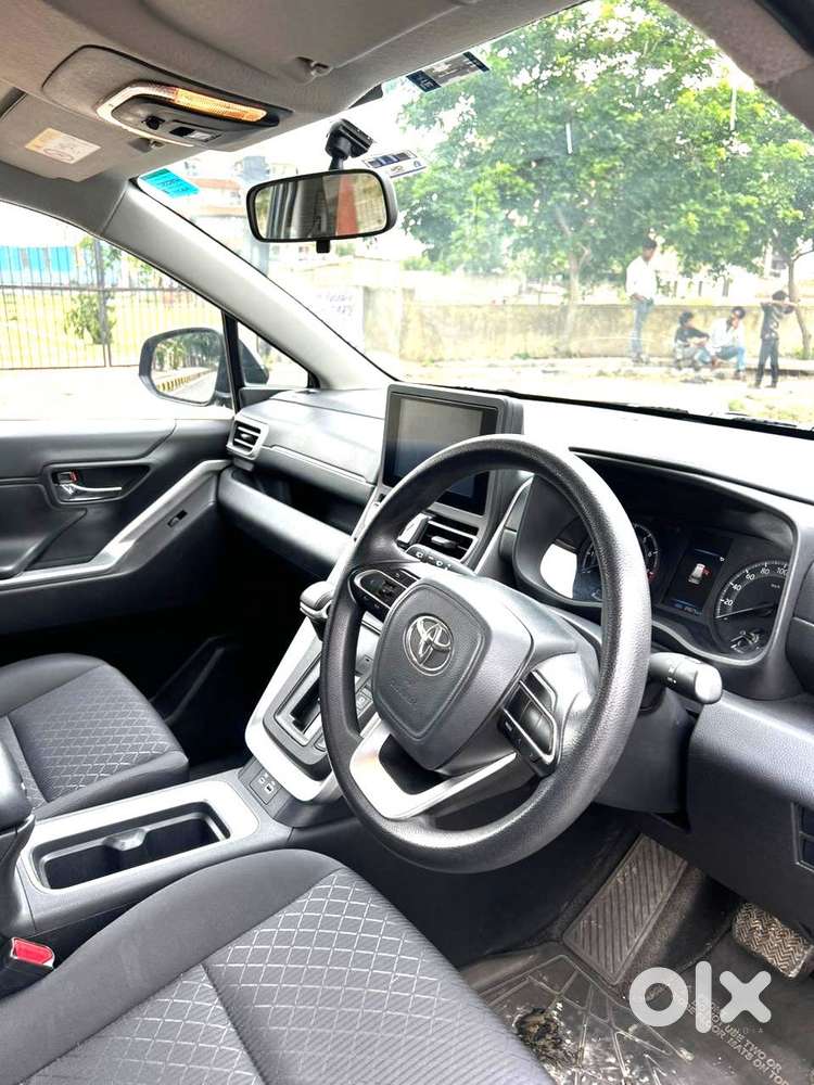 Toyota Innova Hycross 2.0 Gx 7 Str, 2024, Petrol