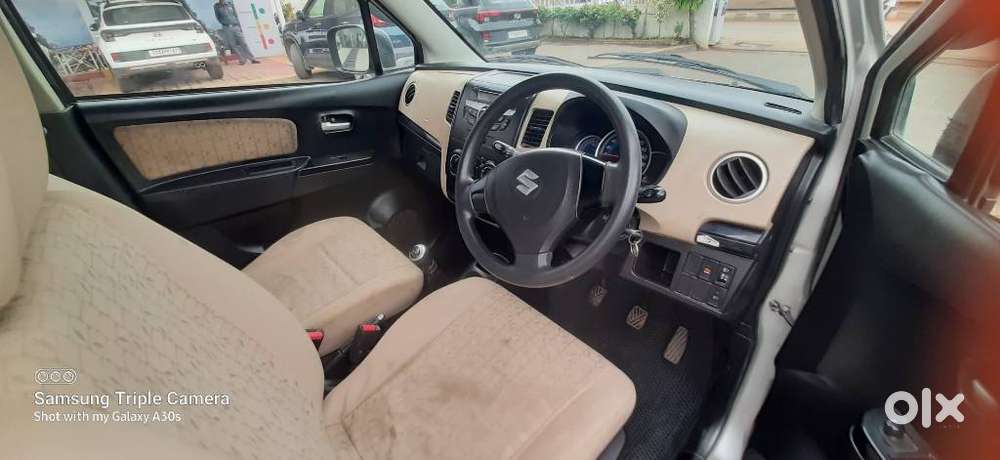Maruti Suzuki Wagon R Vxi Optional, 2017, Petrol