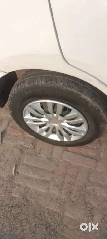 Maruti Suzuki Dzire 1.2 Vxi 2018 Model